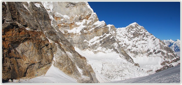 Tashilapcha Pass Trekking